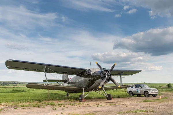 Flugzeug auf dem Privatflughafen nahe Susdal, Russland — Stockfoto