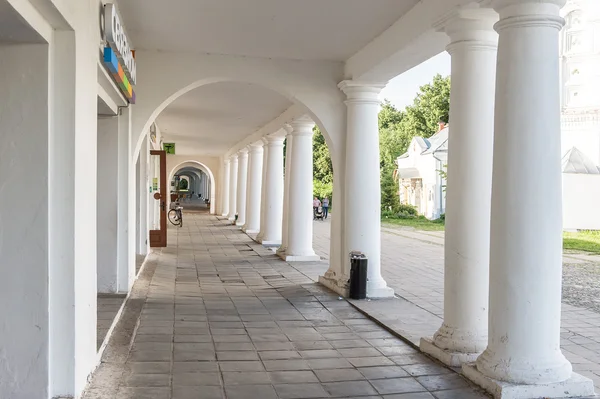 Trade colonnade in Suzdal, Russia — Stock Photo, Image