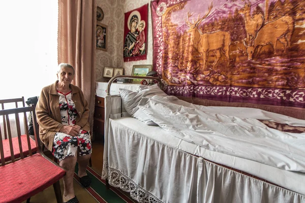 Vie à l'intérieur d'un appartement soviétique typique — Photo