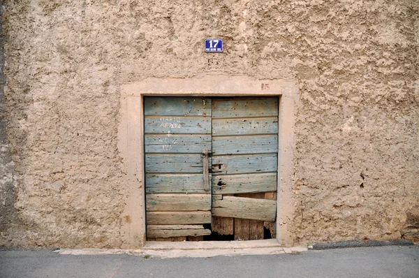 Viejas puertas de madera —  Fotos de Stock