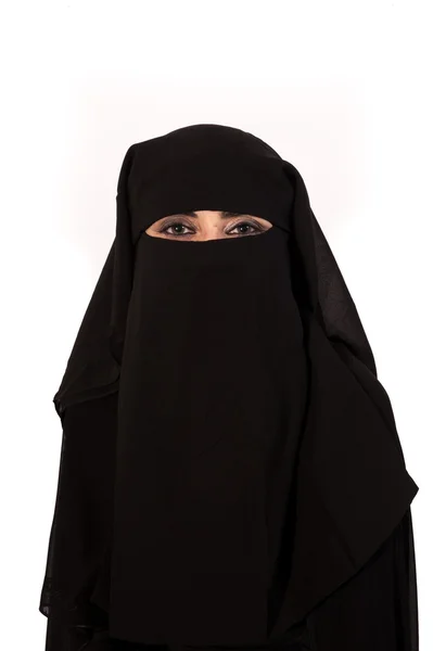 Retrato de uma mulher do Oriente Médio — Fotografia de Stock