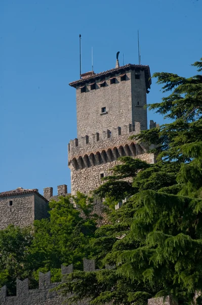 Schloss in San Marino — Stockfoto