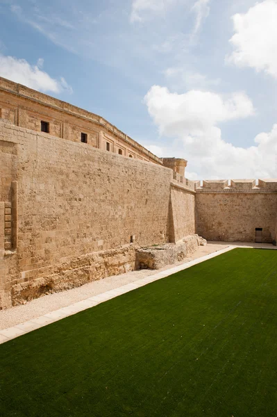 Parede principal para Mdina em Malta — Fotografia de Stock