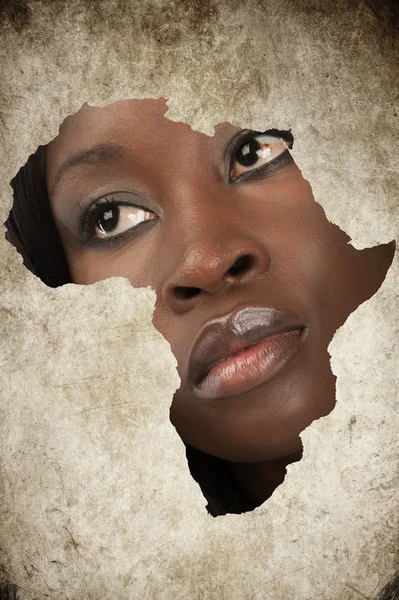 Afrikalı kadın göster