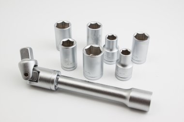 Beyaz arka plan üzerinde araç için ayarlama aracı