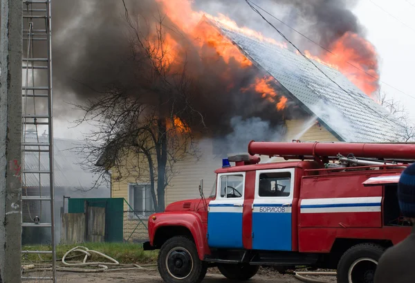 Brand i hus — Stockfoto