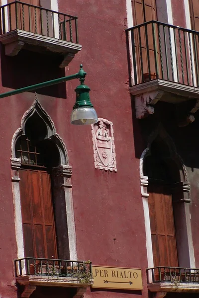 Venedig altes Gebäude — Stockfoto