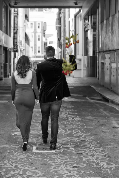 Casal na cidade. — Fotografia de Stock