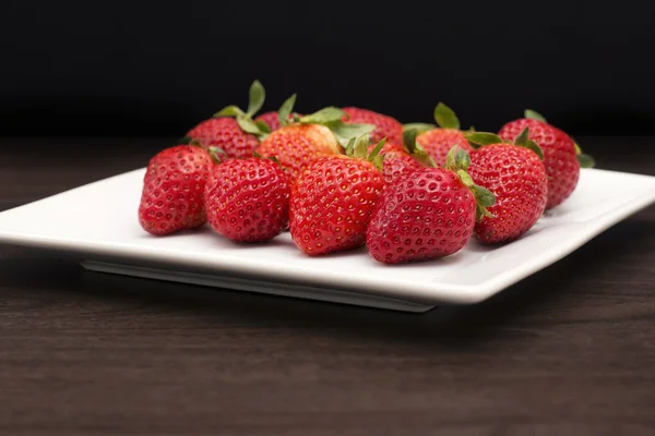 Verse aardbeien — Stockfoto