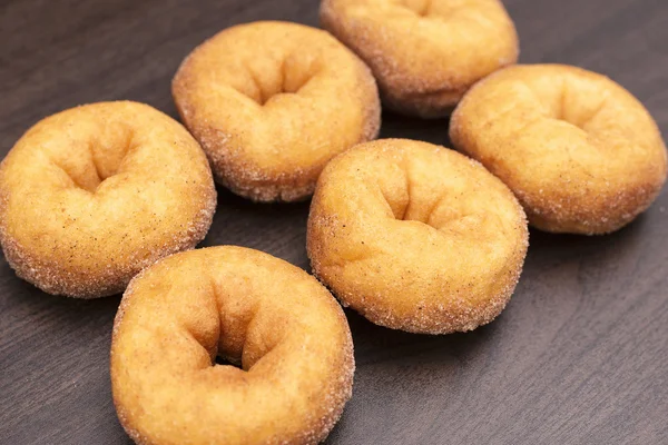 Pilha de donut de canela . — Fotografia de Stock