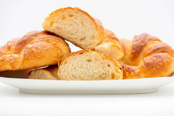 Foto Detalhada Close Croissant Liso Fresco Cozido Forno Croissant Escamoso — Fotografia de Stock