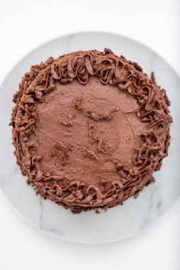 Lezzetli, portakal aromalı çikolatalı kek.