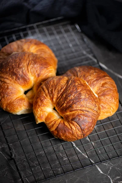 Detailed Close Delicious Buttery Traditional Croissants Crescent Moon Shape — Stock fotografie