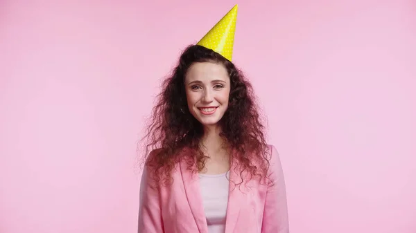 Cheerful Young Curly Woman Birthday Party Cap Isolated Pink — Stock Photo, Image