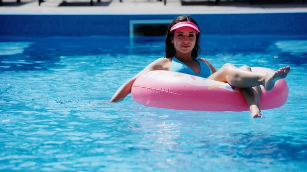 Happy Young Woman Swim Ring Swimming Pool Summer — Foto Stock