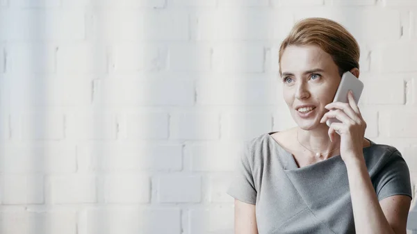 Positive Businesswoman Talking Cellphone Office — Stock Photo, Image