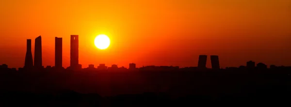 Silhouette Sunrise city — Photo