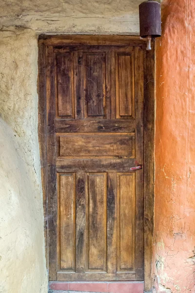 Ancienne porte en bois — Photo