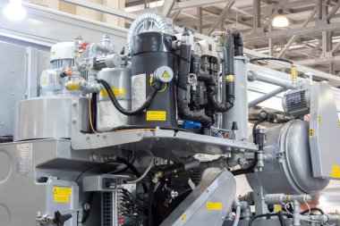 MOSCOW, Rusya - 21 Kasım 2018. Temizlik Fuarı. Endüstriyel temizlik makinesi