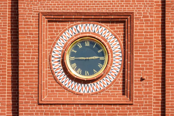 Moscou Russie Mai 2019 Horloge Sur Mur Briques Tour Troitskaïa — Photo