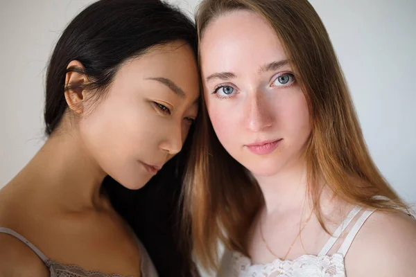 Belleza Multiétnica Diferentes Etnias Mujeres Caucásicas Asiáticas — Foto de Stock