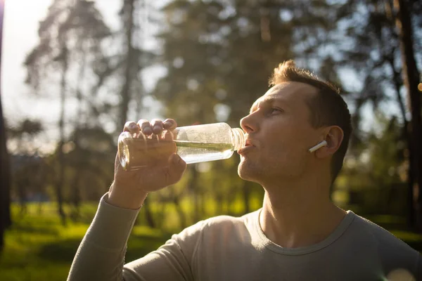Thirsty Athlete Drinking Water Workout Young Sportsman Drinking Water Having — стоковое фото