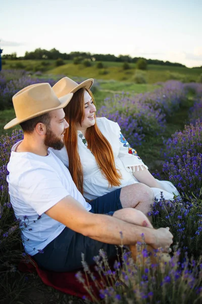 Handsome Man Red Head Woman Lying Fresh Lavender Field Enjoying — Φωτογραφία Αρχείου