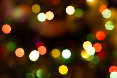 yumuşak bir arka plan üzerinde renkli daireler.