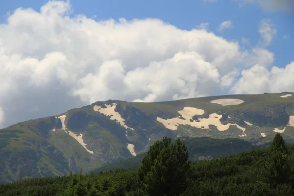 Alte montagne — Foto Stock