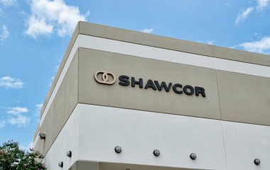 Houston, Teksas ABD 01-01-2021 Shawcor ofis binası dış yapı ve logo Houston, TX. Kanadalı petrol sahası ve altyapı hizmeti şirketi.