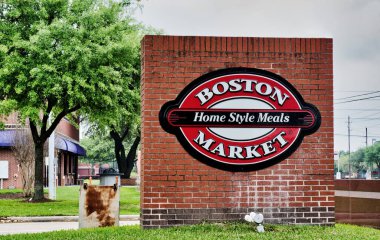 Houston, Texas USA 03-25-2020: Boston Market business sign in Houston, TX. Fast casual restaurant chain serving rotisserie style meals since 1985.