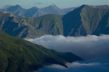 bulutlar dağ sunrise