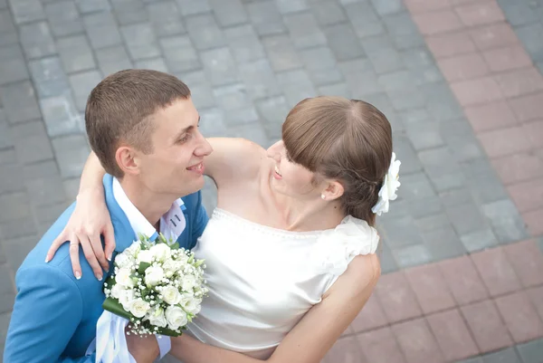 Portrait newlyweds top view — Stock Photo, Image