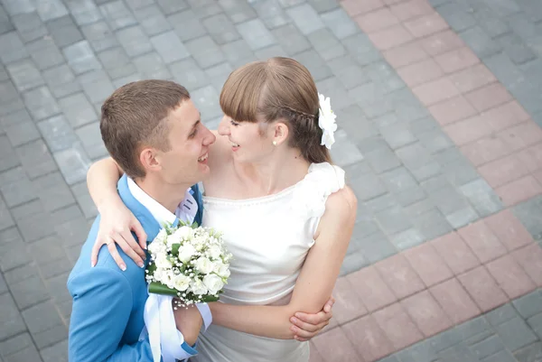 Portrait newlyweds top view — Stock Photo, Image