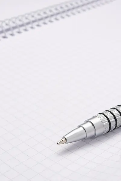 Pen op notebook — Stockfoto