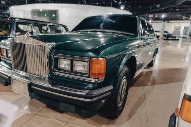 7 / 31 / 2021 - Sharjah, BAE: 1989 Rolls Royce Silver Spur Birleşik Krallık Klasik Otomobili.