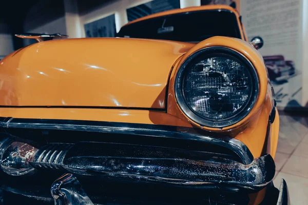 Klassischer Orange Retro Scheinwerfer Eines Amerikanischen Autos — Stockfoto