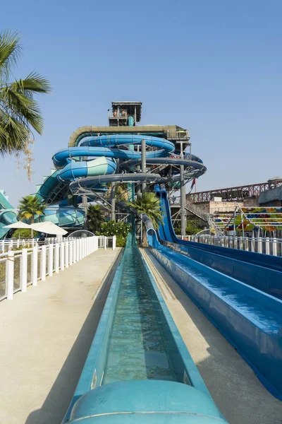 Vista Até Blue Water Park Resort Diversões Slides Água Torcida — Fotografia de Stock