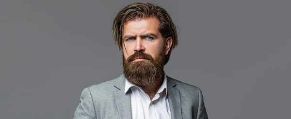 Man in suit. Male beard and mustache. Elegant man in business suit. Sexy male, brutal macho, hipster. Male in tuxedo. Elegant handsome man in suit. Handsome bearded businessman in classic suits. — Stock Photo, Image