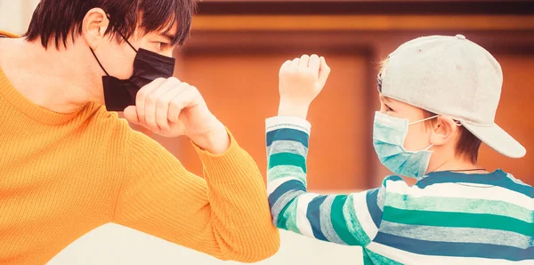 Coronavirus Outbreak Protective Measures Father Puts Her Son Face Protective — Stock Photo, Image