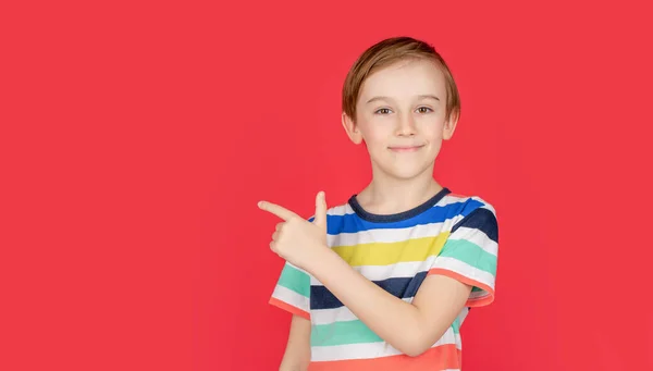 Portrait Cute Little Boy Pointing Empty Place Background Surprised Preschooler — Zdjęcie stockowe