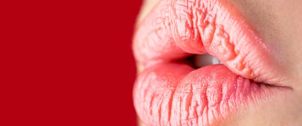 Nahaufnahme Makro Schöner Mund Sinnliches Make Vereinzelt Rote Lippen Porträt — Stockfoto