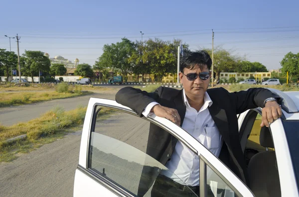 Un hombre de negocios seguro — Foto de Stock