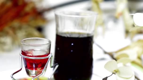 Bebida fría vaso de vino fondo — Vídeos de Stock