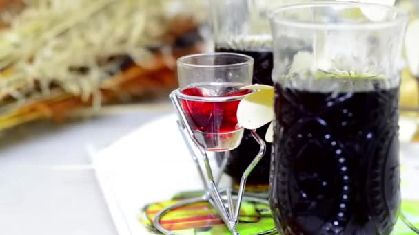 Boisson froide verre de vin fond — Video