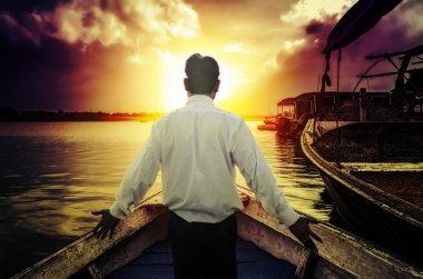 Açık gelecek welcoming işadamı ahşap boa kollarda eller