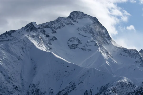 Snowy peaks of the Alps. — Stock Photo, Image