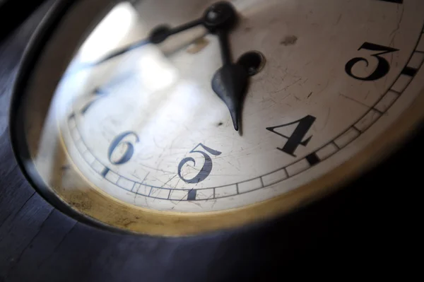 Detalle de un reloj viejo —  Fotos de Stock