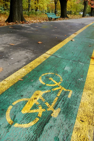 Autumn and a bicycle — Stock Photo, Image