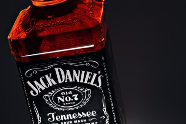 Jack Daniel'ın viski şişesi detay